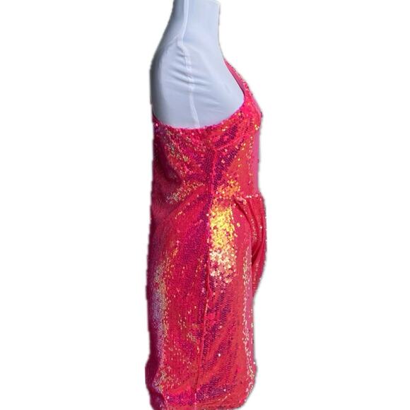 NEW Akira Maximum Sequin One Shoulder Mini Dress Sz L Iridescent Hot Pink Party - Picture 7 of 13